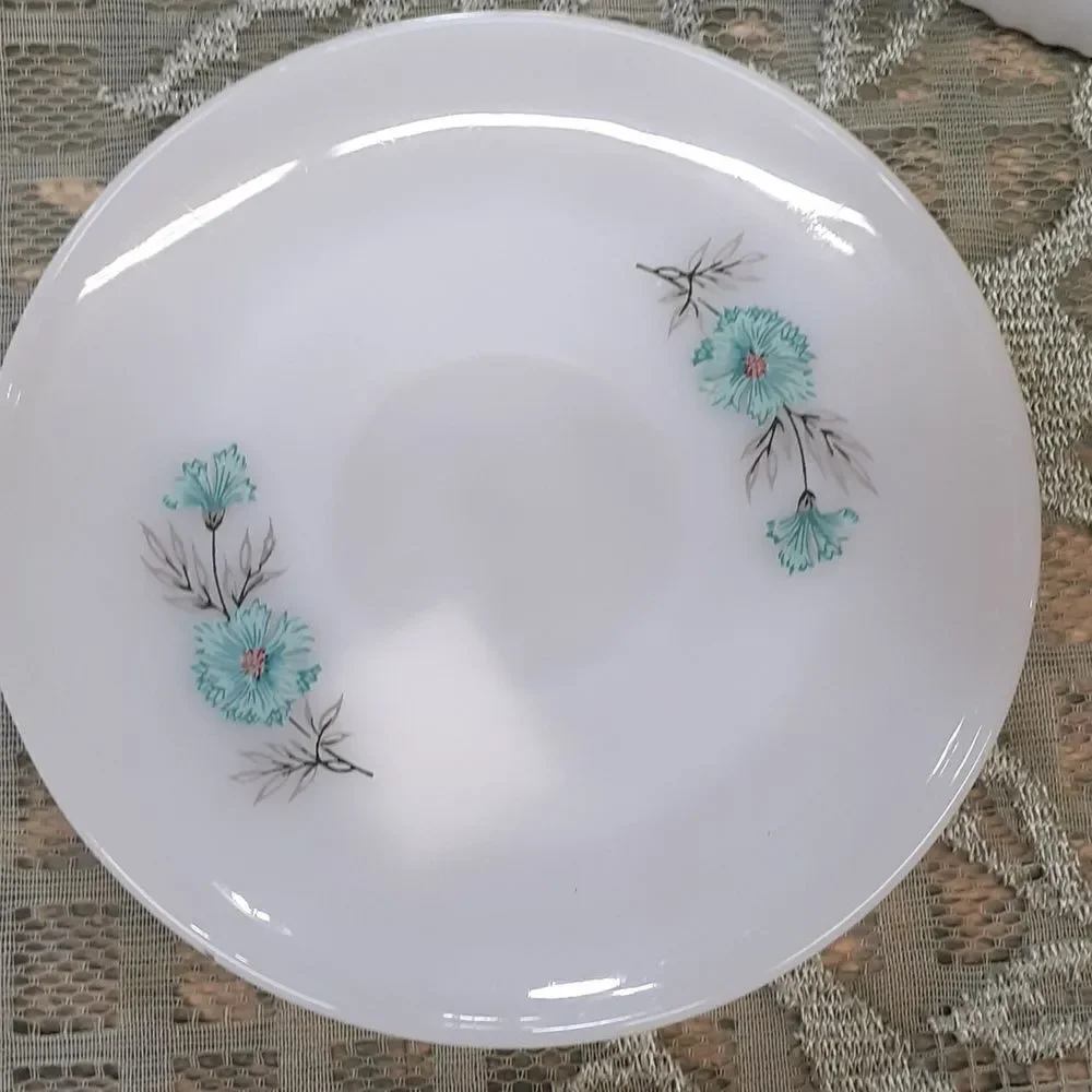 Vintage 5 pc Fire King‎ Anchor Hocking Blue Daisy Milk Glass Saucer 6”